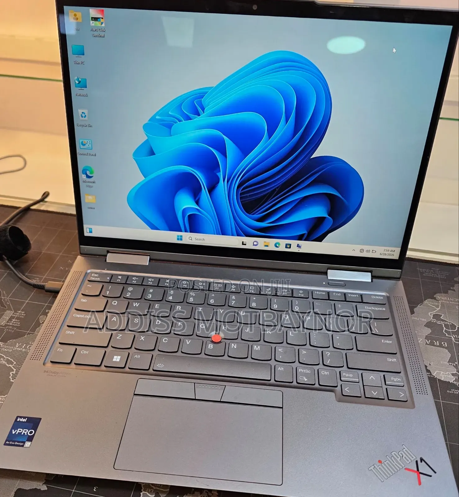 New Laptop Lenovo ThinkPad X1 Yoga 32GB Intel Core i7 SSD 512GB