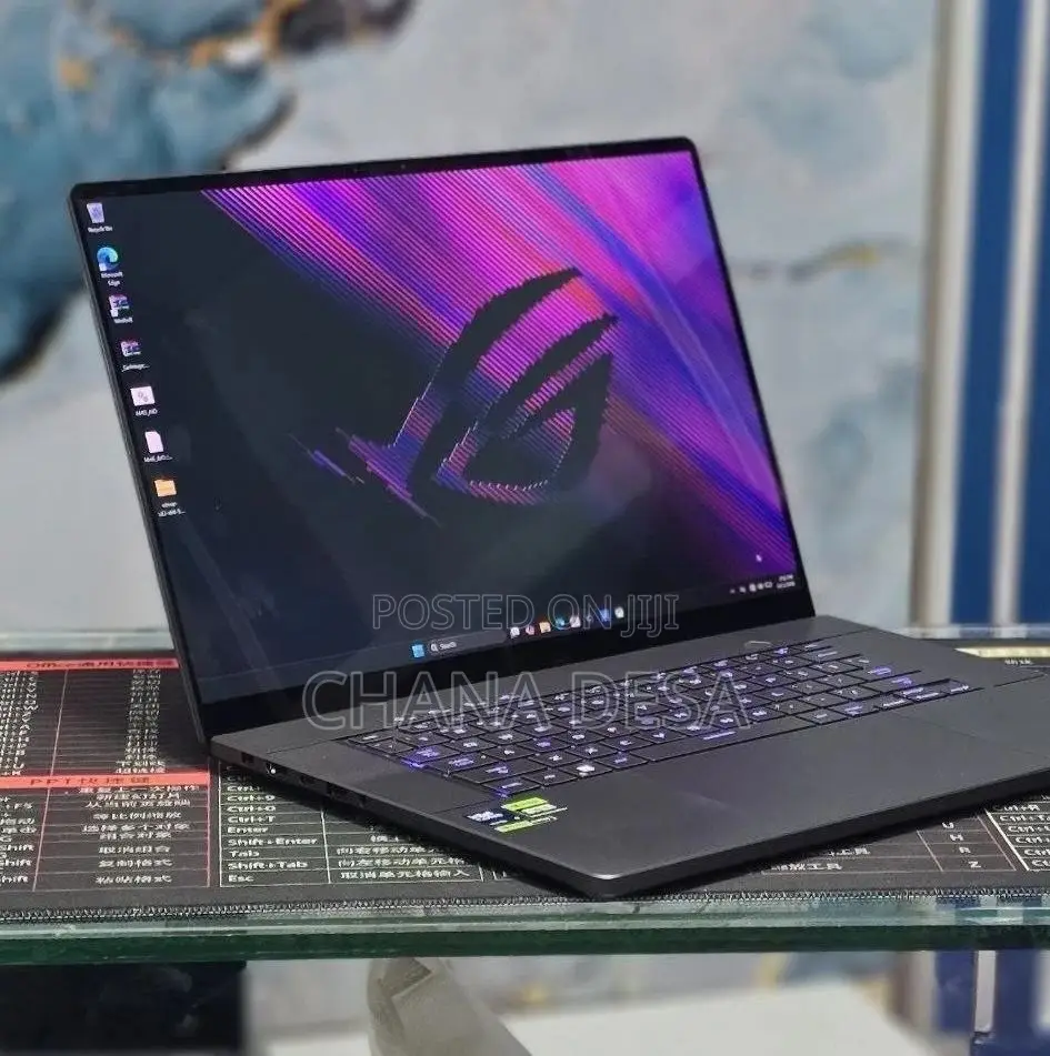 New Laptop Asus ROG Zephyrus G16 16GB Intel Core Ultra 9 SSD 1T