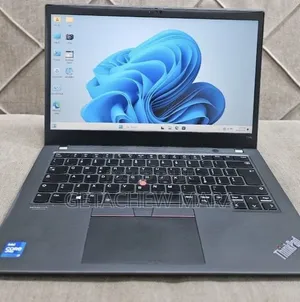 New Laptop Lenovo ThinkPad T14 16GB Intel Core i7 SSD 512GB