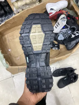 On Running Cloudrock Waterproof Boots:
