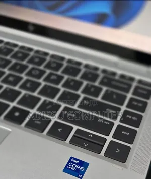 New Laptop HP EliteBook 1040 G8 16GB Intel Core i7 SSD 512GB