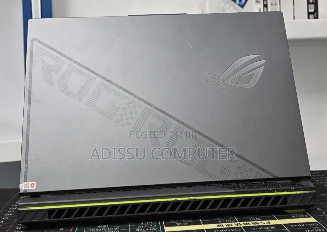 New Laptop Asus ROG Strix G16 16GB Intel Core i9 SSD 1T