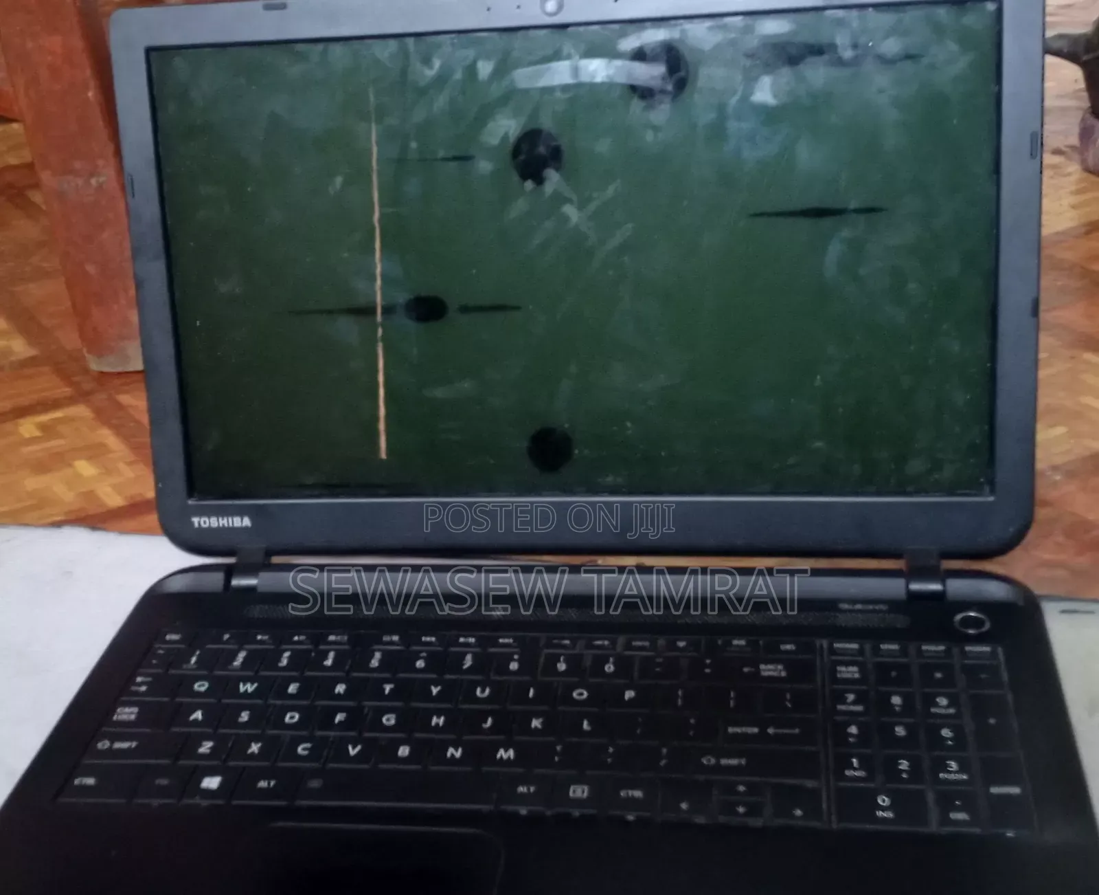 Laptop Toshiba Satellite C50 4GB Intel Core i3 HDD+SSD 512GB