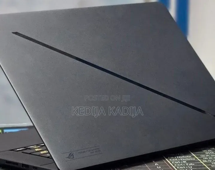 New Laptop Asus ROG Strix G16 16GB Intel Core Ultra 9 SSD 1T