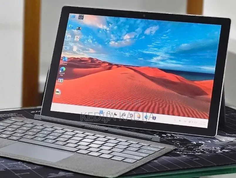 New Laptop Microsoft Surface Pro 7+ 16GB Intel Core i5 SSD 256GB