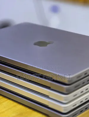 New Laptop Apple MacBook Pro 2021 M1 16GB Apple M1 Pro SSD 512GB