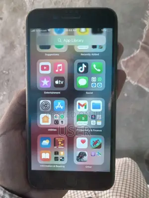 Apple iPhone 7 32 GB Black