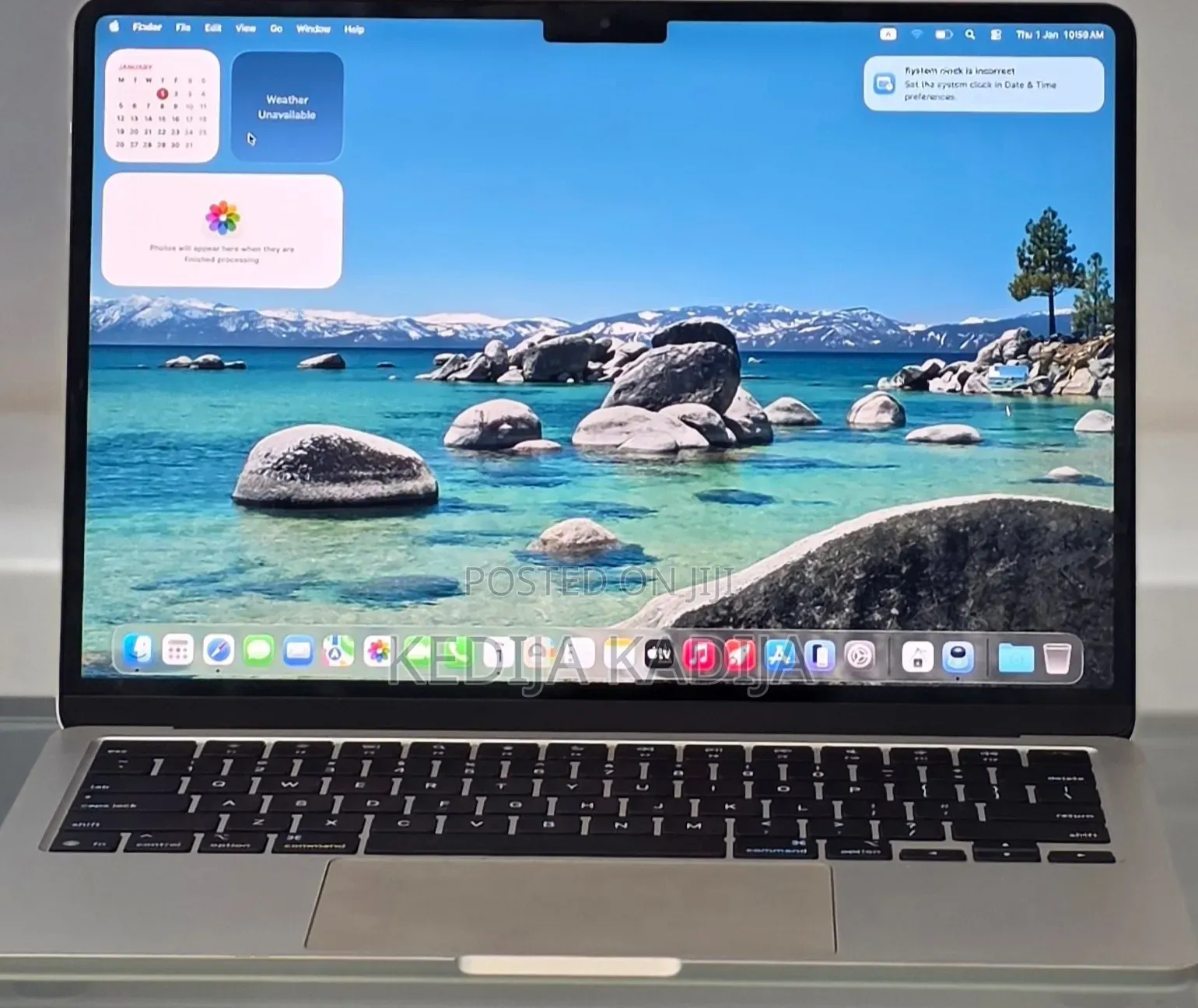 New Laptop Apple MacBook Air 2025 M4 16GB Apple M4 Max SSD 256GB