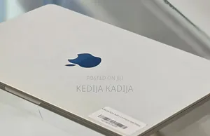 New Laptop Apple MacBook Air 2025 M4 16GB Apple M4 Max SSD 256GB