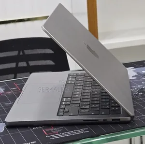 New Laptop Apple MacBook Pro 2021 M1 32GB Apple M1 SSD 512GB