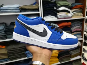 Jordan 1 Low