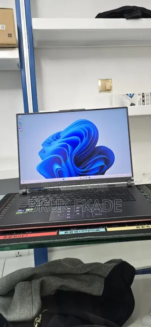 New Laptop Asus ROG Strix G16 G614 16GB Intel Core i9 SSD 1T