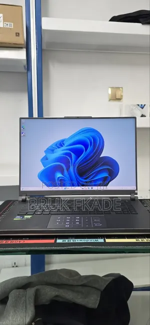 New Laptop Asus ROG Strix G16 G614 16GB Intel Core i9 SSD 1T