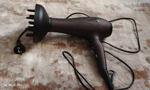 Russell Hobbs Styling Curly or Wavy Hair Nor Dryer