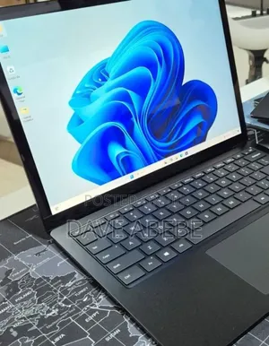 New Laptop Microsoft Surface Laptop 3 16GB Intel Core i7 SSD 256GB