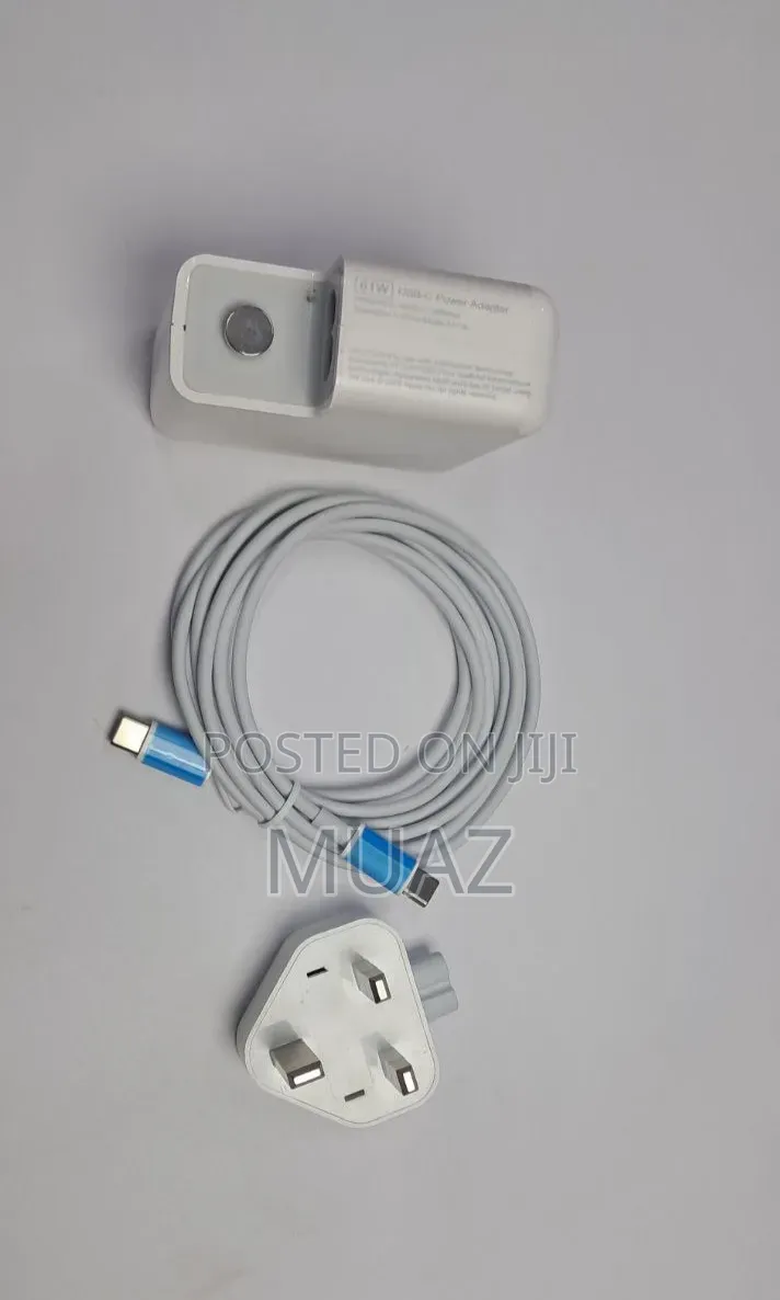Apple 61W USB-C Power Adapter – Fast Charging for MacBook Pro