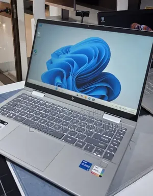 New Laptop HP Envy x360 8GB Intel Core i5 SSD 512GB