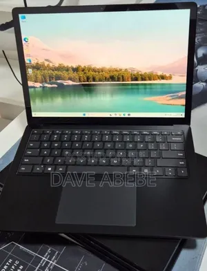 New Laptop Microsoft Surface Laptop 3 16GB Intel Core i5 SSD 256GB