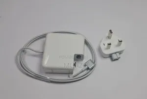 Apple 61W USB-T Power Adapter – Fast Charging for MacBook Pro