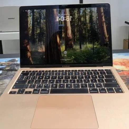 New Laptop Apple MacBook Air 2020 M1 8GB Apple M1 SSD 256GB