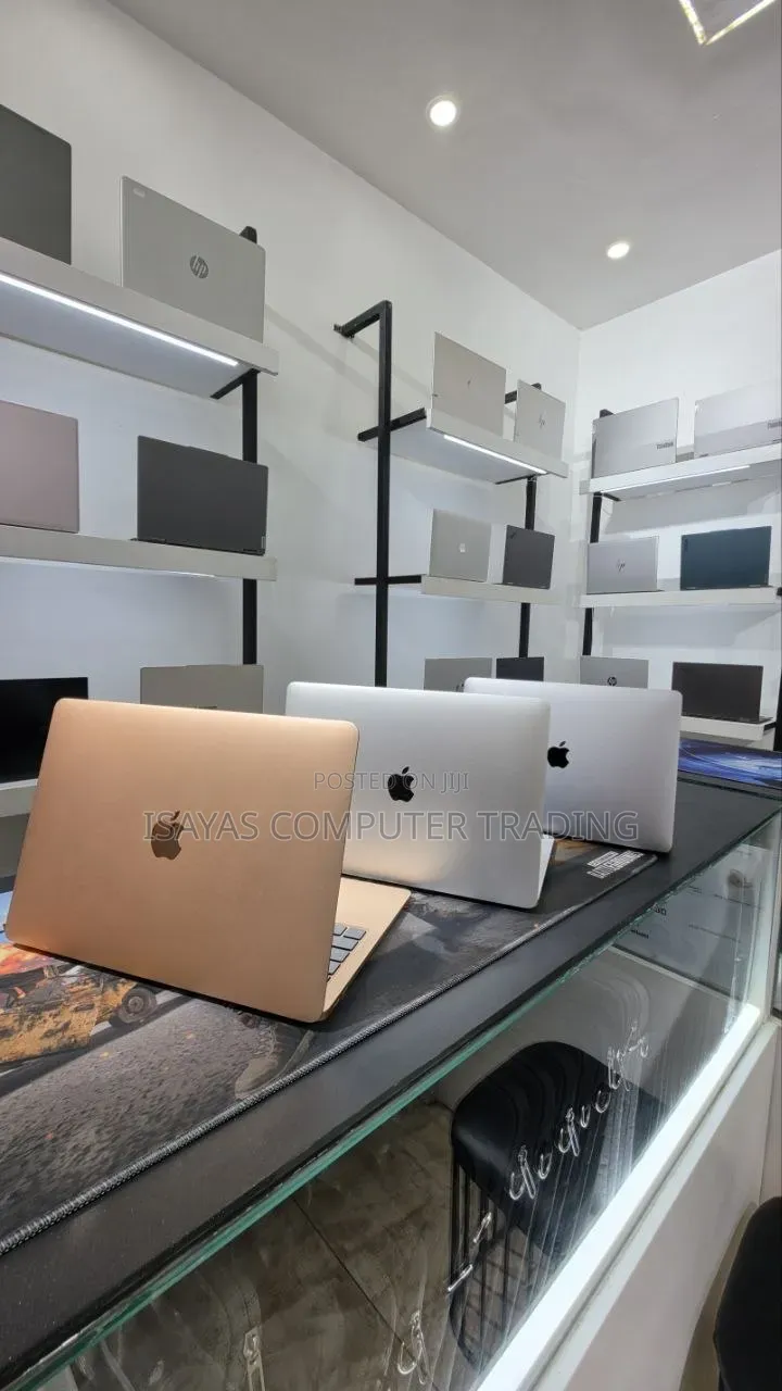 New Laptop Apple MacBook Air 2020 M1 8GB Apple M1 SSD 256GB