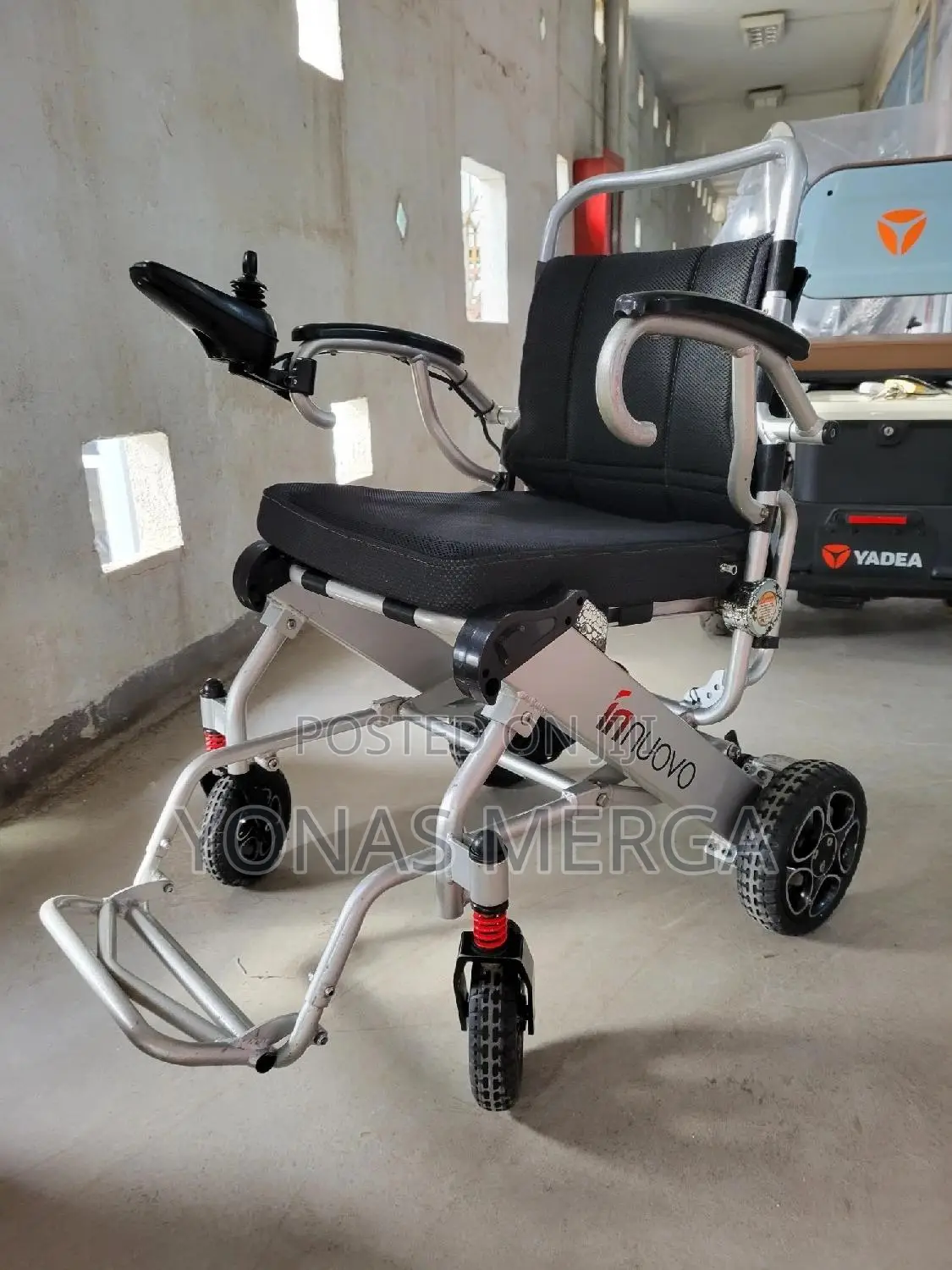 Electrical Wheelchair敏串travel Approval and Dual Batteries.