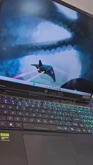 New Laptop Asus ROG Strix G15 16GB Intel Core i9 SSD 1T