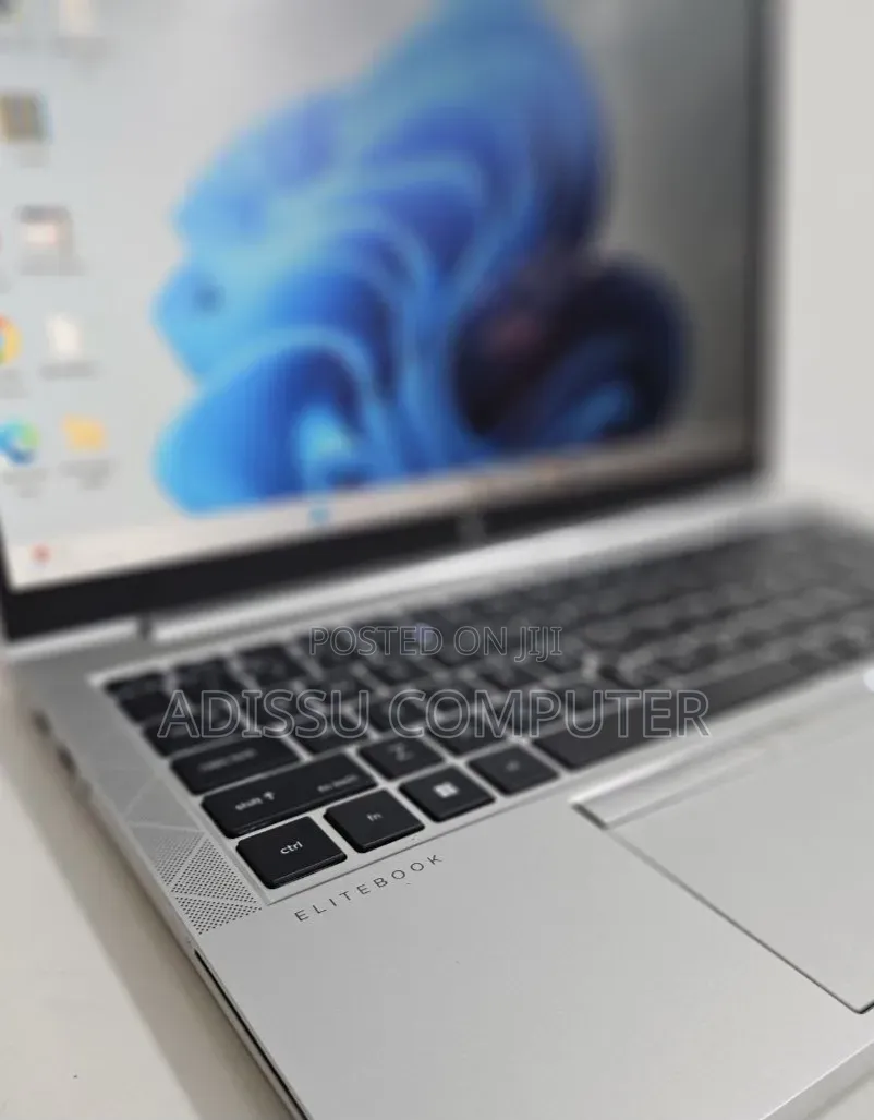 New Laptop HP EliteBook 840 G8 16GB Intel Core i7 SSD 512GB