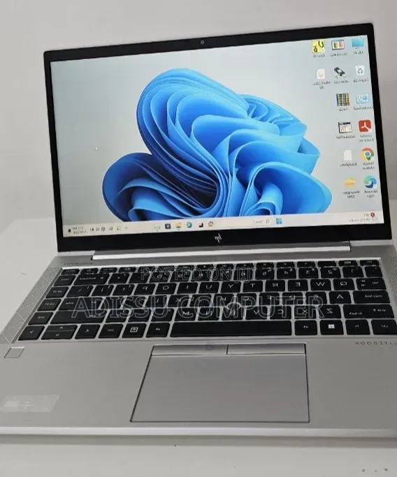 New Laptop HP EliteBook 840 G8 16GB Intel Core i7 SSD 512GB