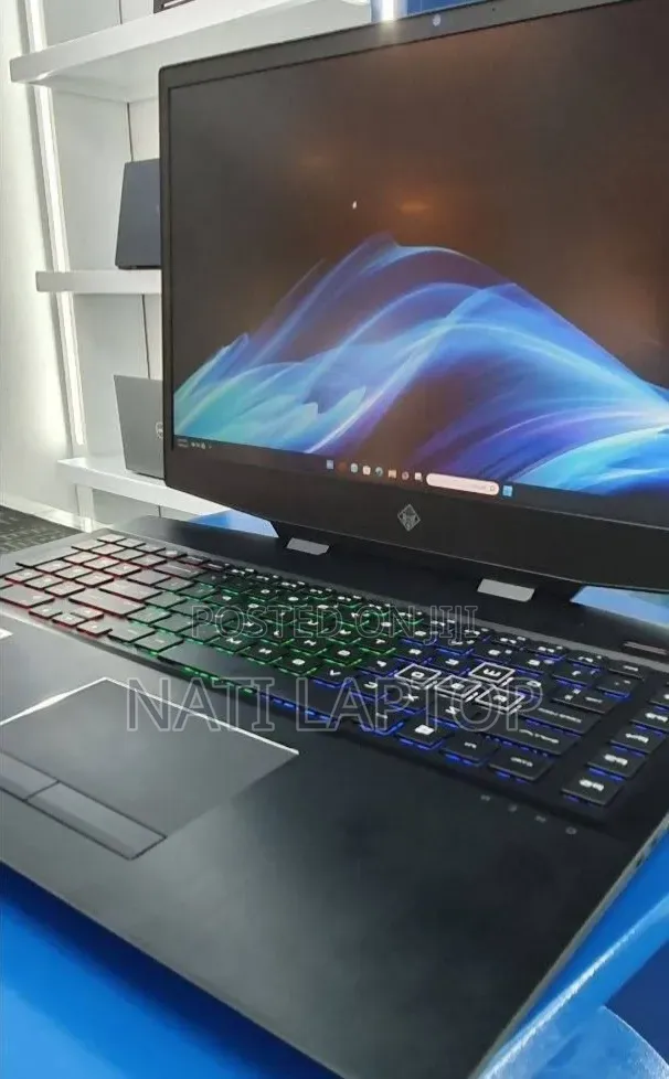New Laptop HP Omen 17 16GB Intel Core i7 SSD 512GB