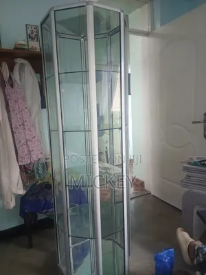 Glass Displa Cabinet