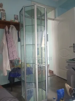 Glass Displa Cabinet
