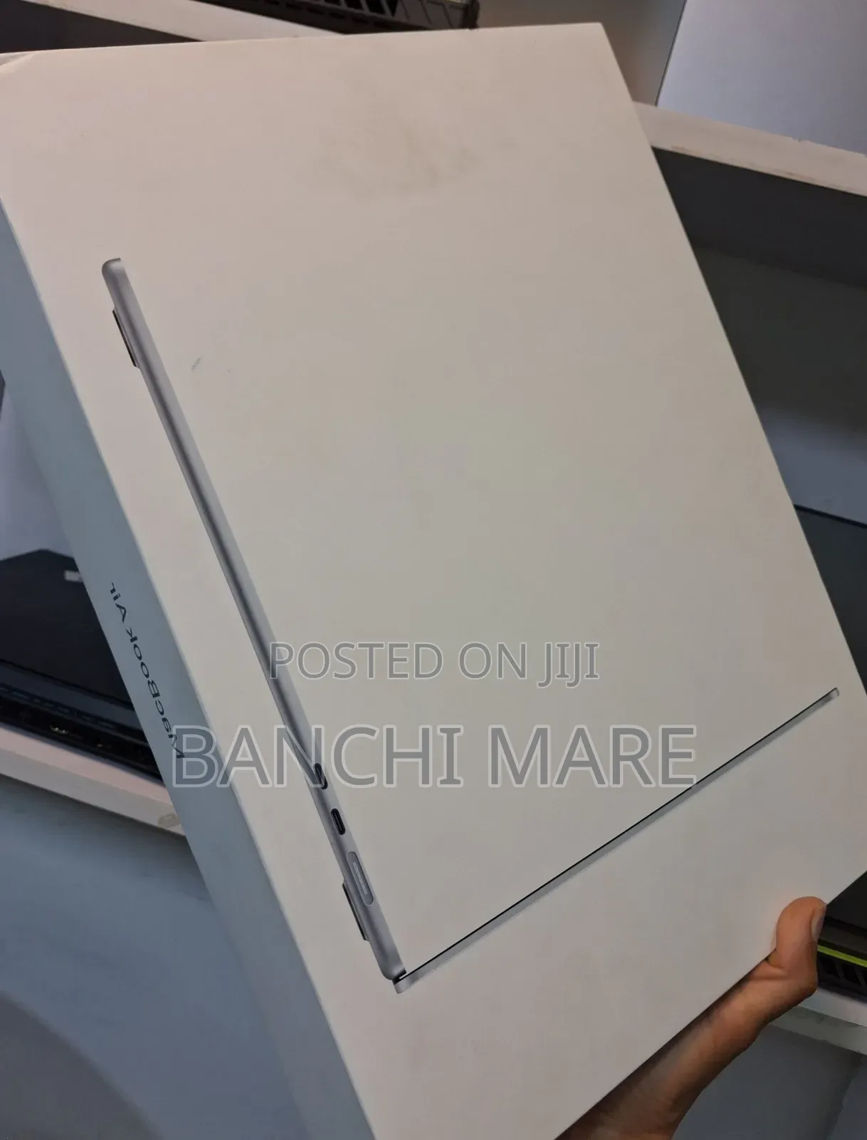 New Laptop Apple MacBook Air 2025 M4 16GB Apple M4 SSD 512GB