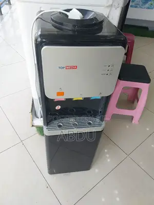 የውሃ ማጣሪያ (Water Dispenser) – ዘመናዊ እና ተስማሚ