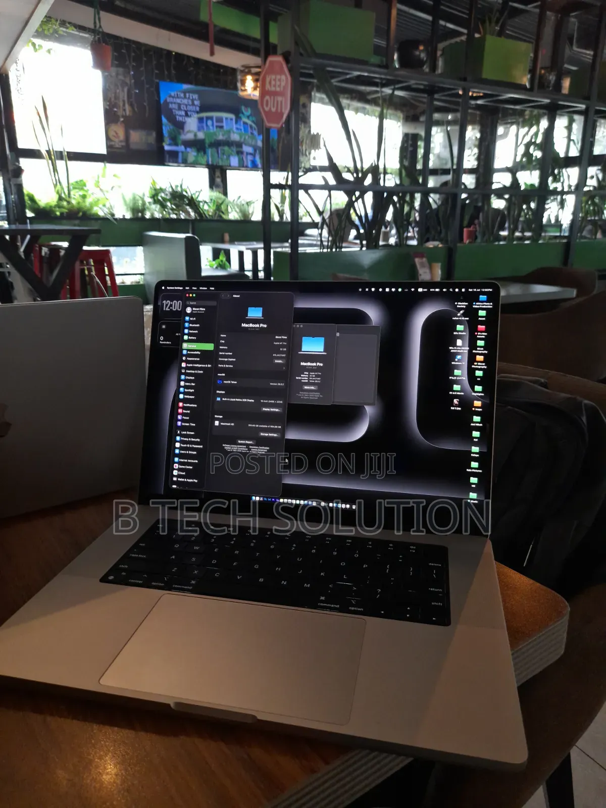 New Laptop Apple MacBook Pro 32GB Apple M1 Pro SSD 1T