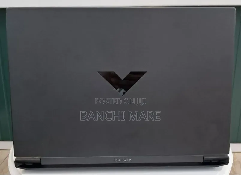 New Laptop HP Victus 15 16GB Intel Core i5 SSD 512GB