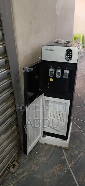 የውሃ ማጣሪያ (Water Dispenser) – ዘመናዊ እና ተስማሚ