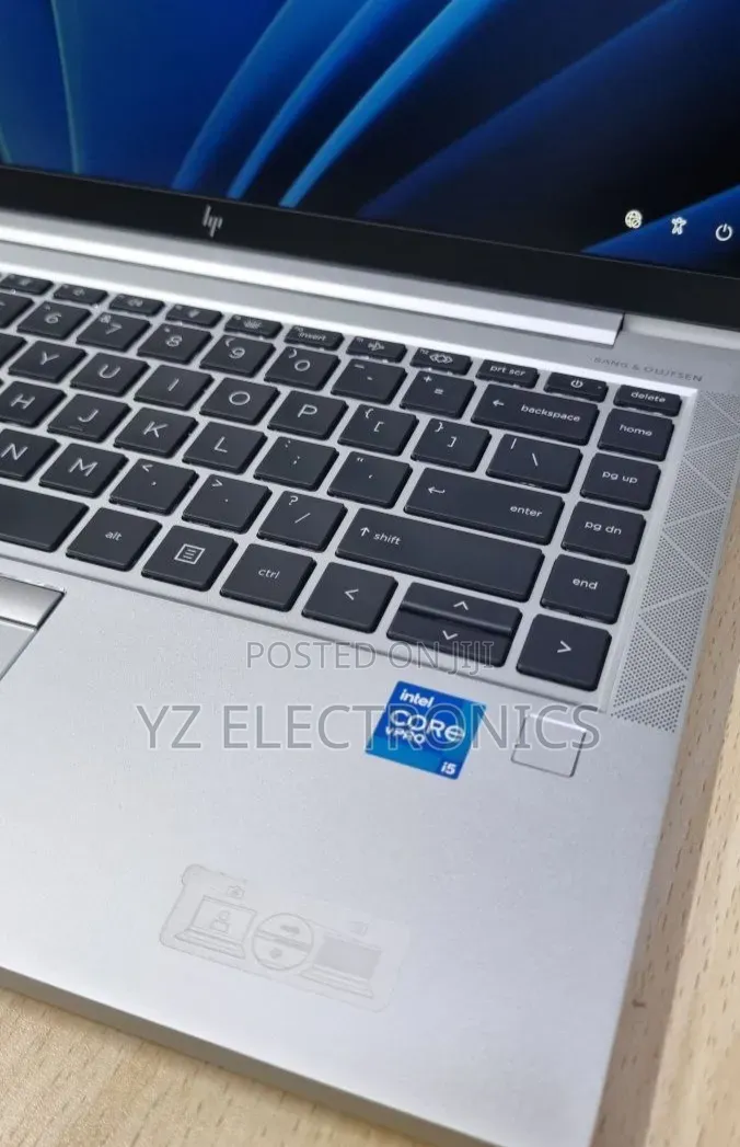 New Laptop HP EliteBook 840 G8 16GB Intel Core i5 SSD 512GB