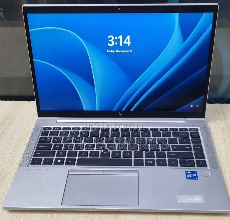 New Laptop HP EliteBook 840 G8 16GB Intel Core i5 SSD 512GB