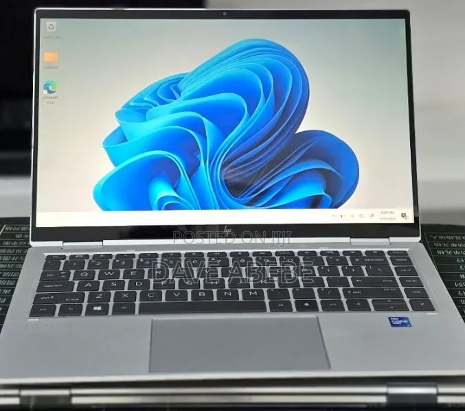 New Laptop HP EliteBook x360 1040 G7 16GB Intel Core i7 SSD 512GB