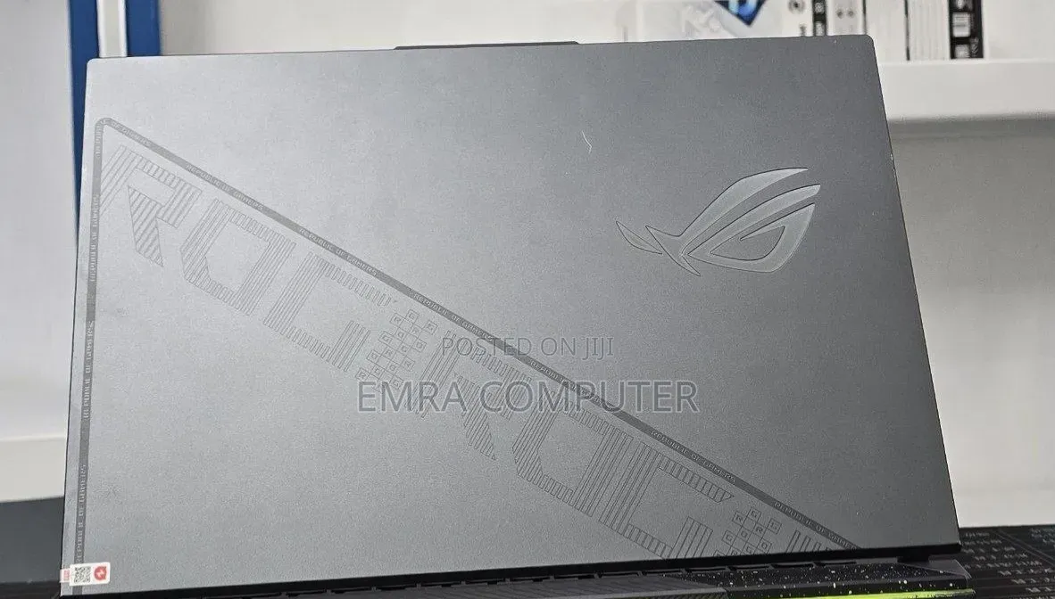 New Laptop Asus ROG Strix G16 16GB Intel Core i9 SSD 1T