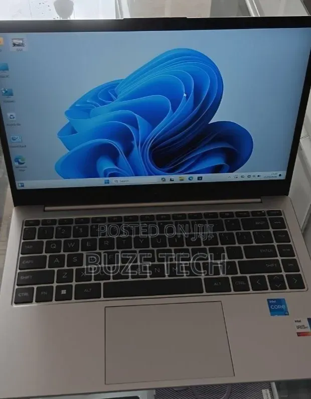 New Laptop HP Stream Notebook 16GB Intel Core i5 SSD 1T