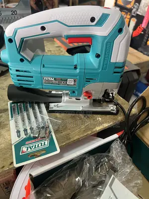 TOTAL 800 Wat Jig Saw
