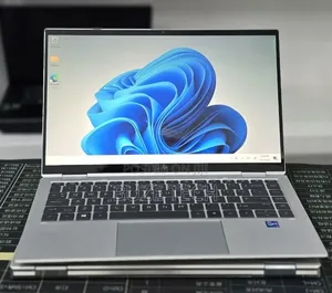 New Laptop HP EliteBook 1040 G8 16GB Intel Core i7 SSD 512GB