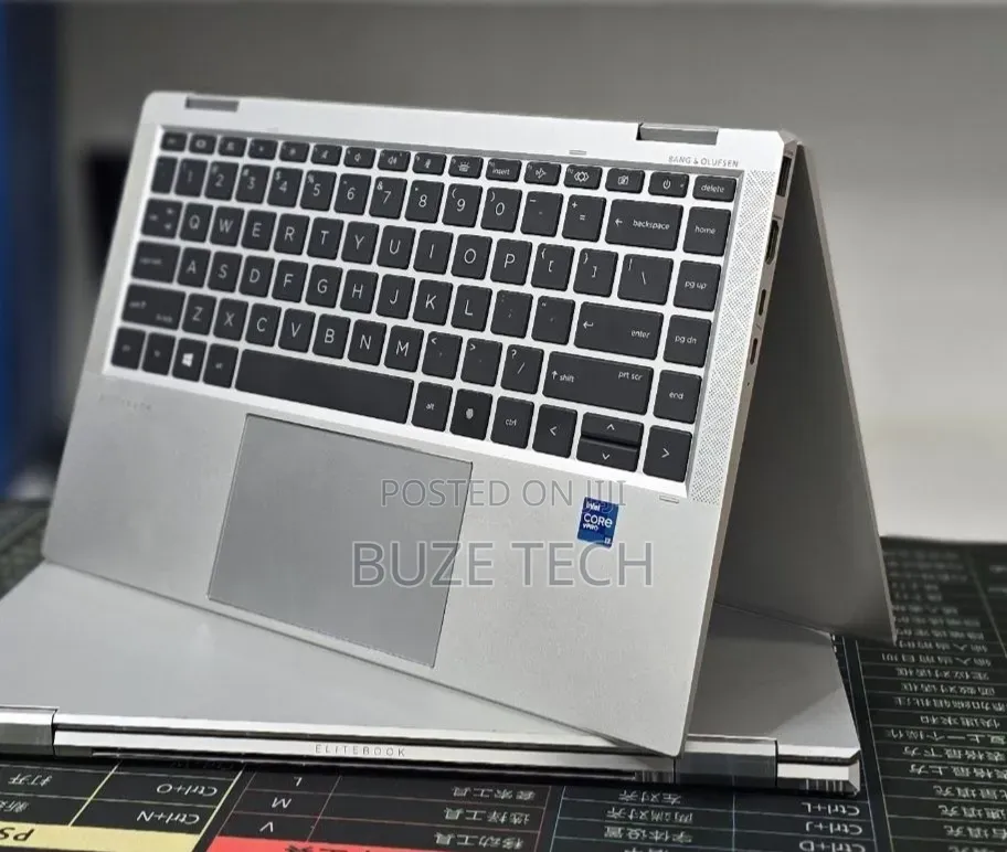 New Laptop HP EliteBook 1040 G8 16GB Intel Core i7 SSD 512GB
