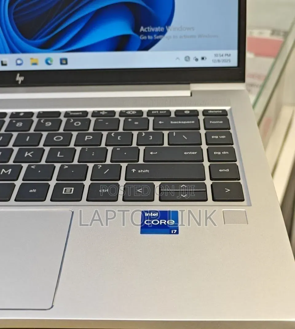 New Laptop HP ProBook 440 G10 16GB Intel Core i7 SSD 1T