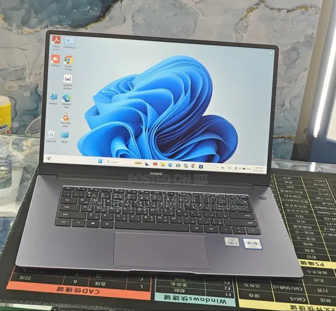 New Laptop Huawei Matebook D 15 8GB Intel Core i3 SSD 256GB