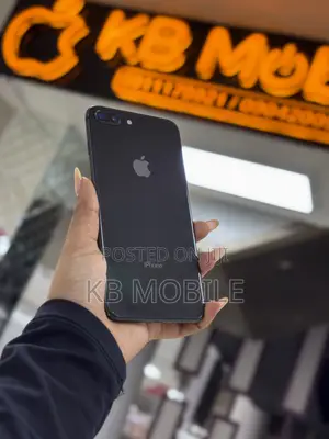 Apple iPhone 8 Plus 64 GB Black