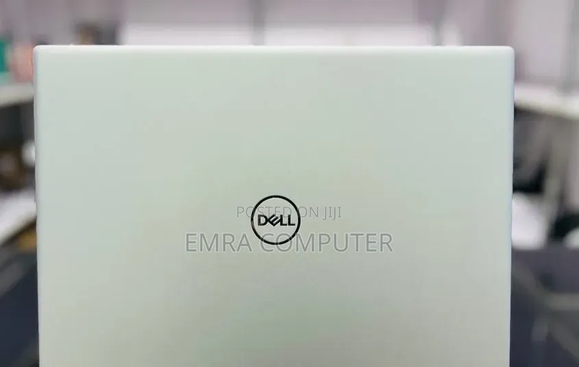 New Laptop Dell 16GB Intel Core i5 SSD 512GB