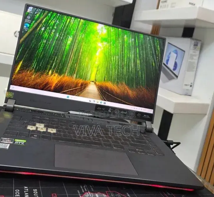 New Laptop Asus ROG Strix G15 16GB AMD Ryzen 9 SSD 512GB